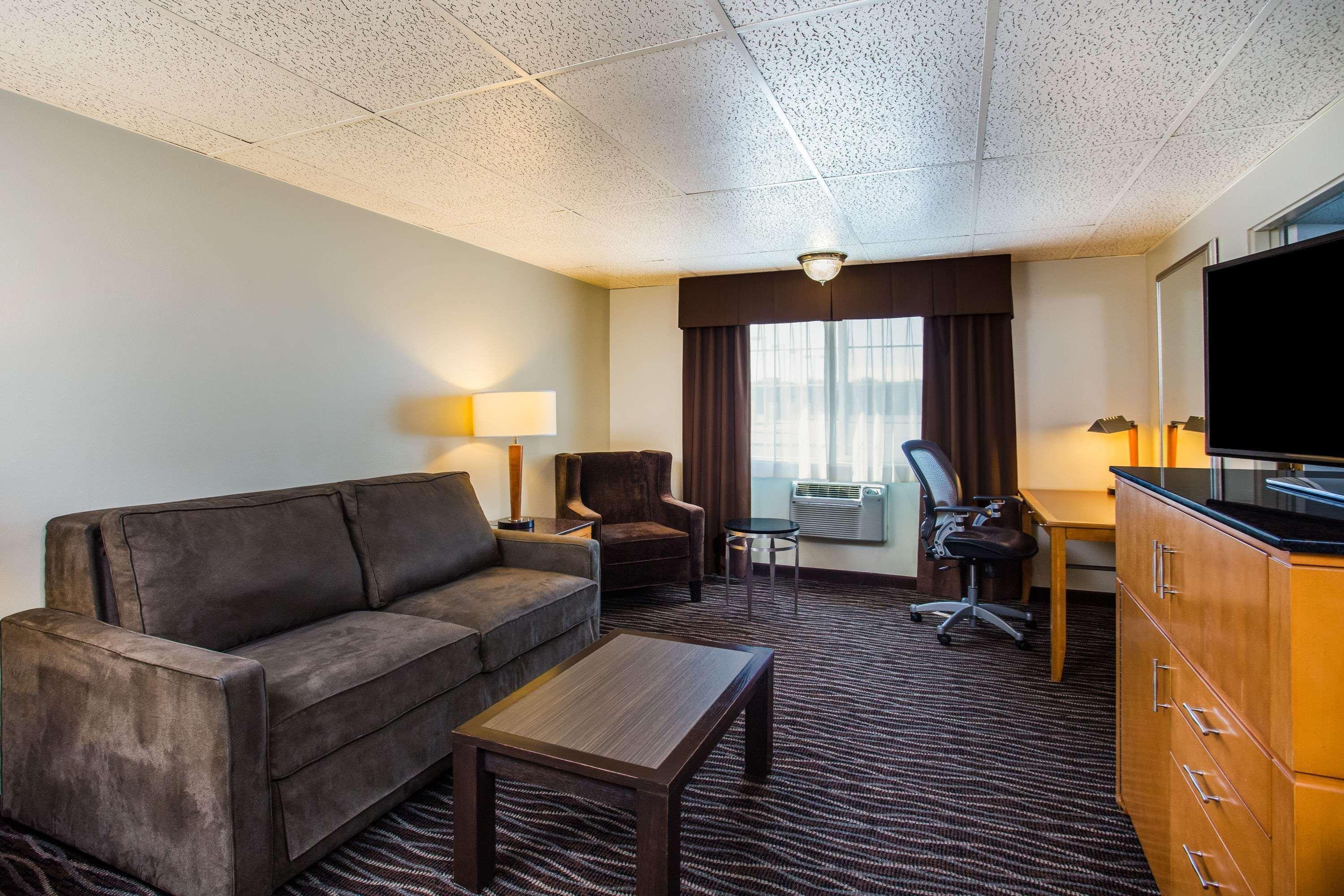 Days Inn By Wyndham Yakima Exterior photo