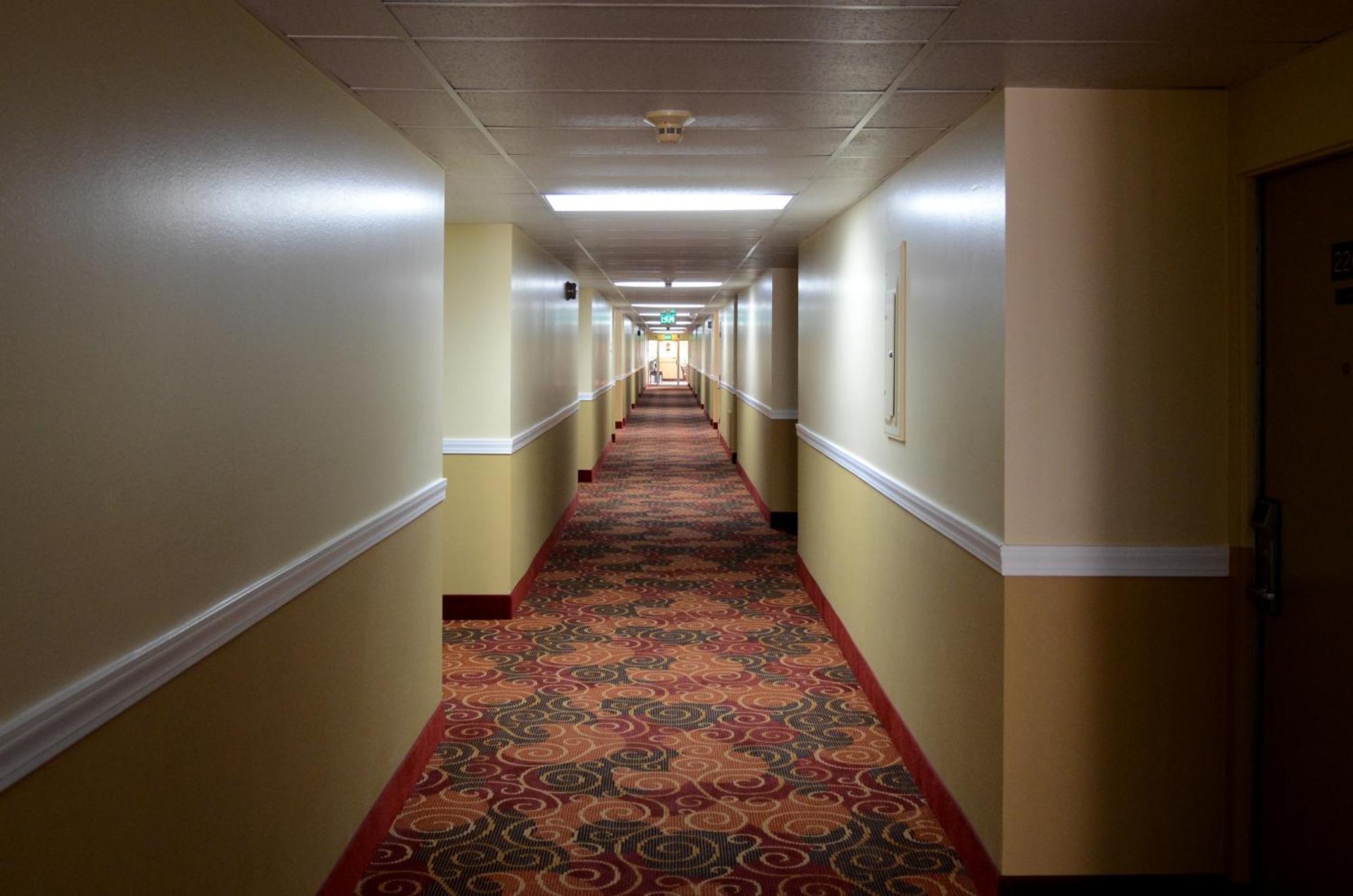 Days Inn By Wyndham Yakima Exterior photo