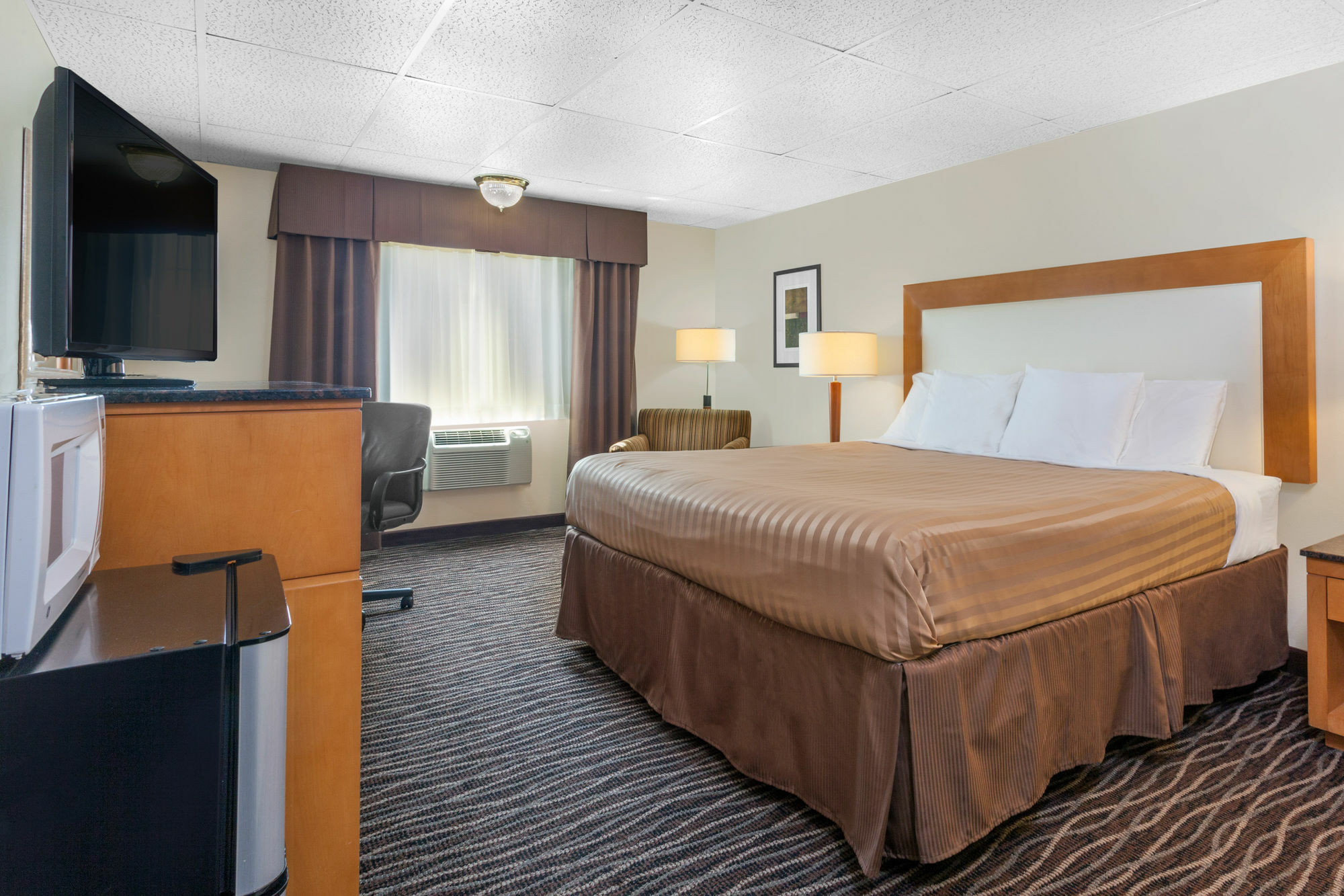 Days Inn By Wyndham Yakima Exterior photo